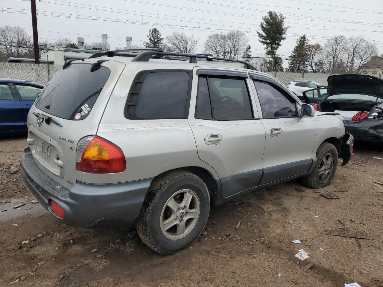 2004 Hyundai Santa Fe - Image 3