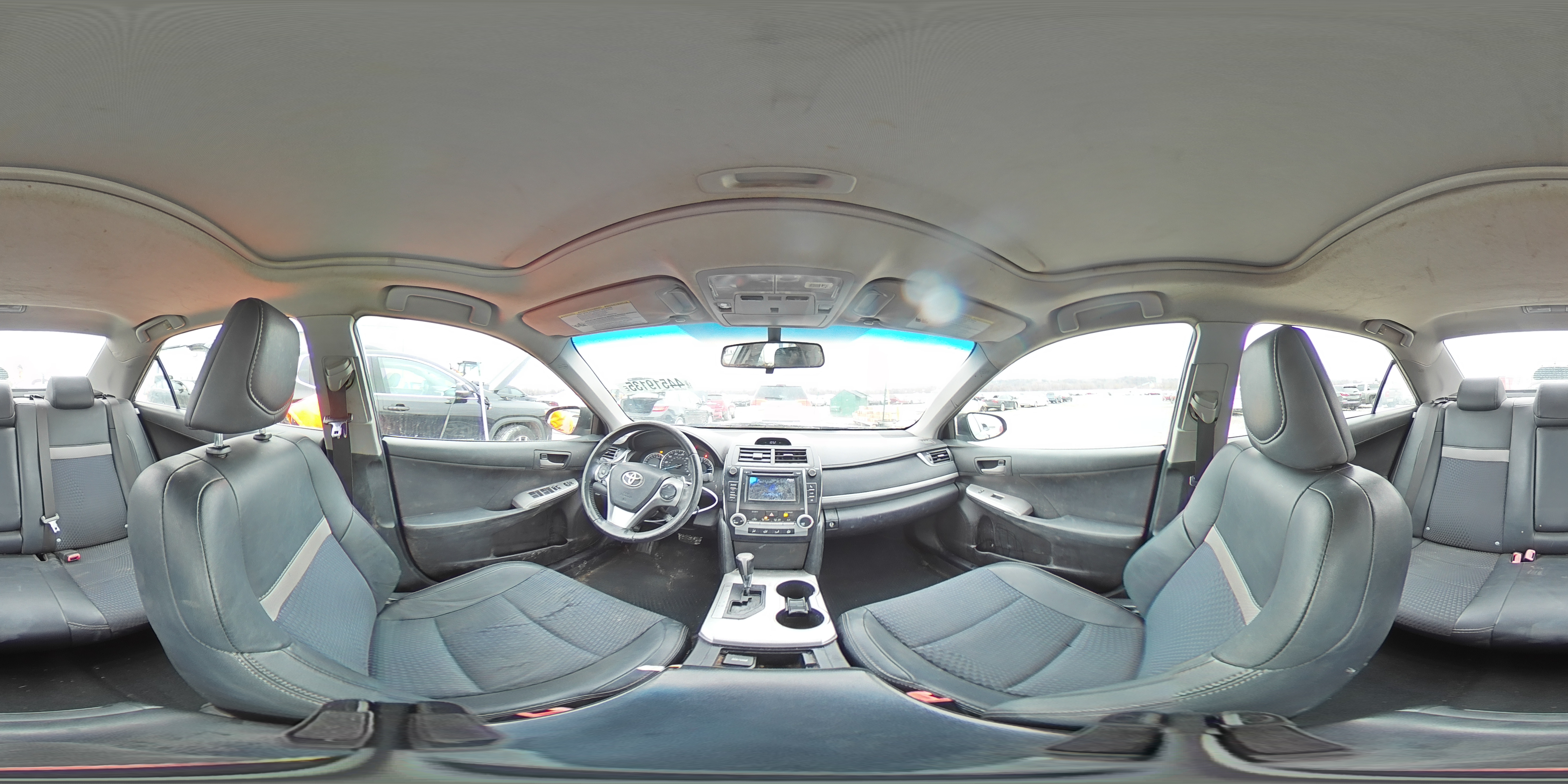 2012 Toyota Camry - Image 14