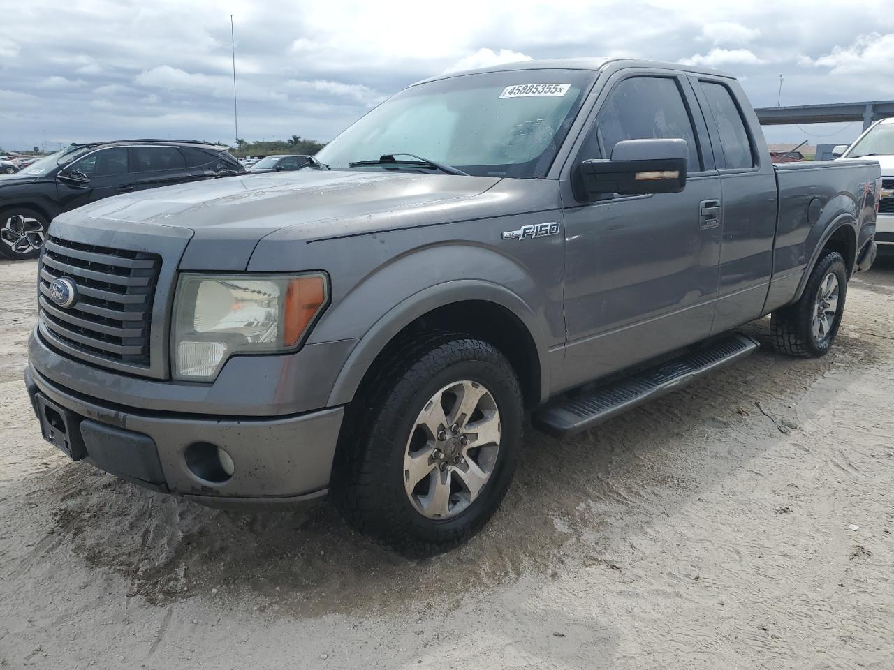 2010 Ford F150 Super Cab იყიდება West Palm Beach-ში, FL - Rear End