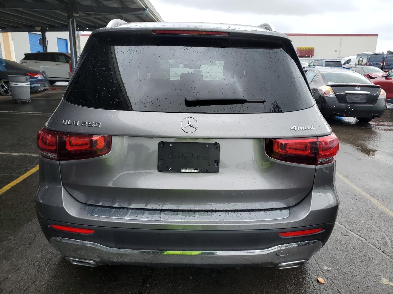 2022 Mercedes-Benz GLB - Image 6