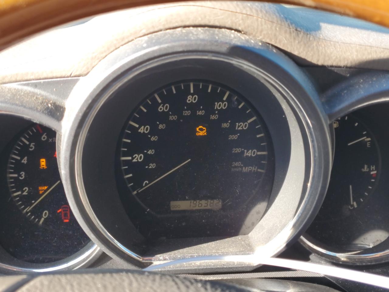 2004 Lexus RX - Image 9