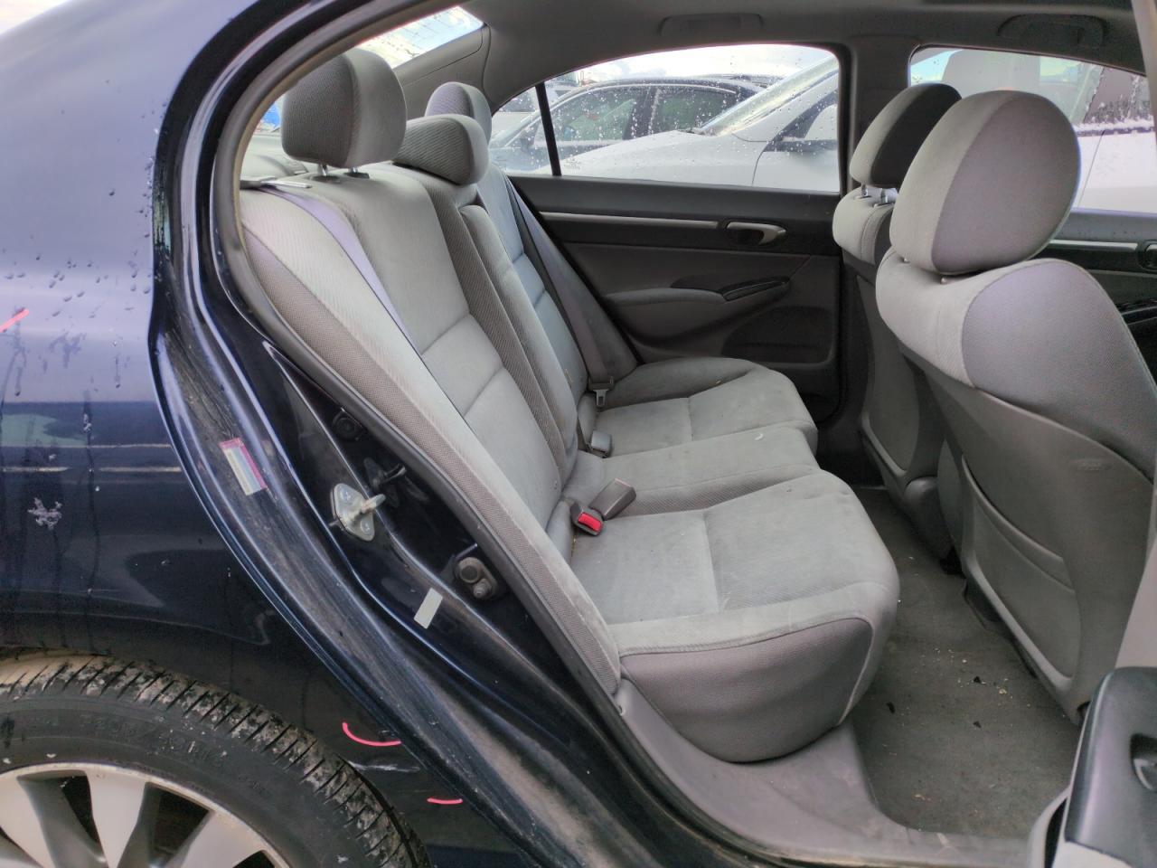 2010 Honda Civic - Image 10