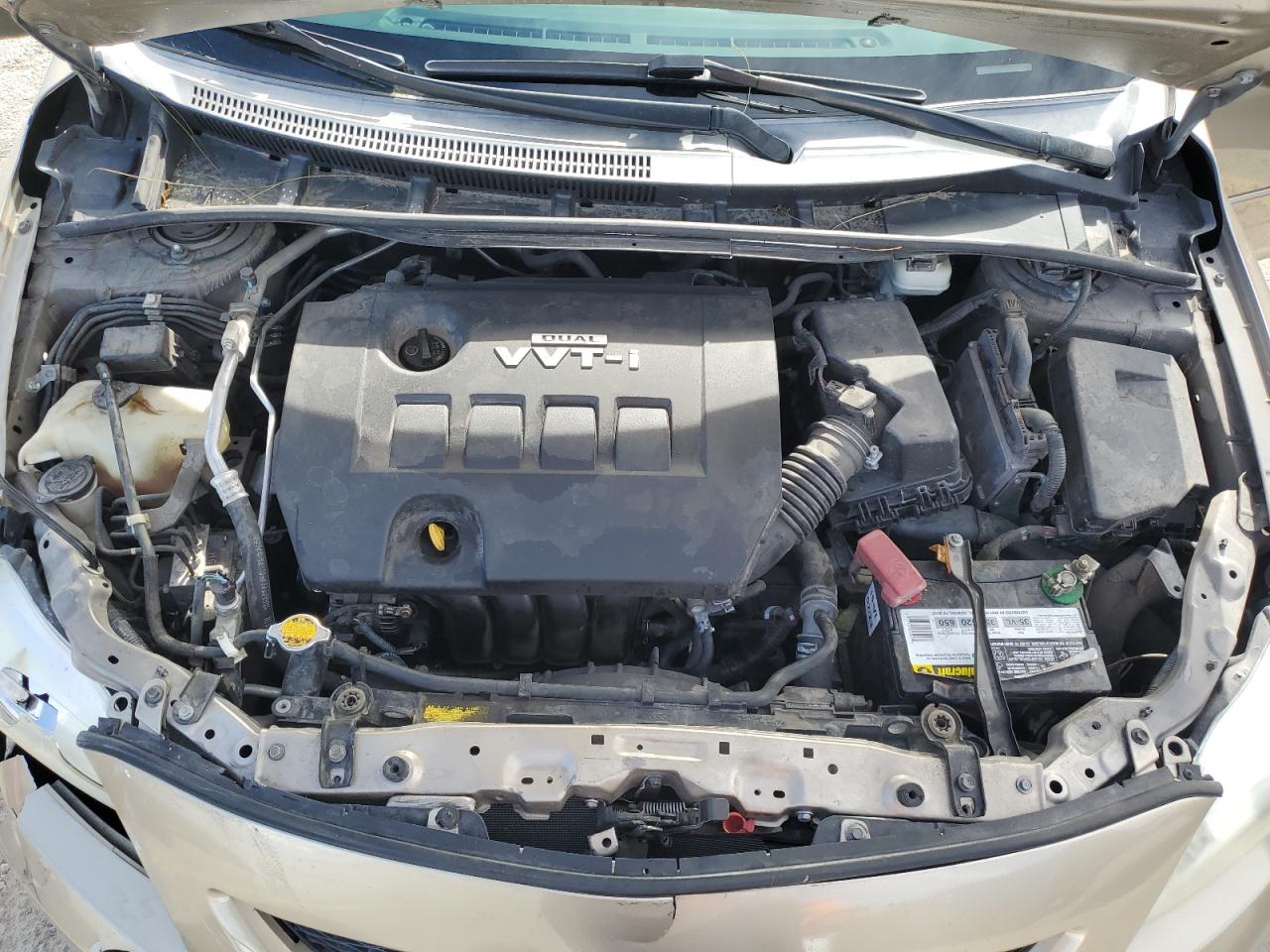 2010 Toyota Corolla - Image 11