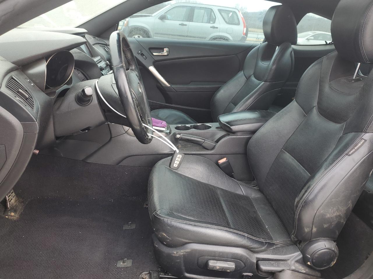 2015 Hyundai Genesis - Image 7