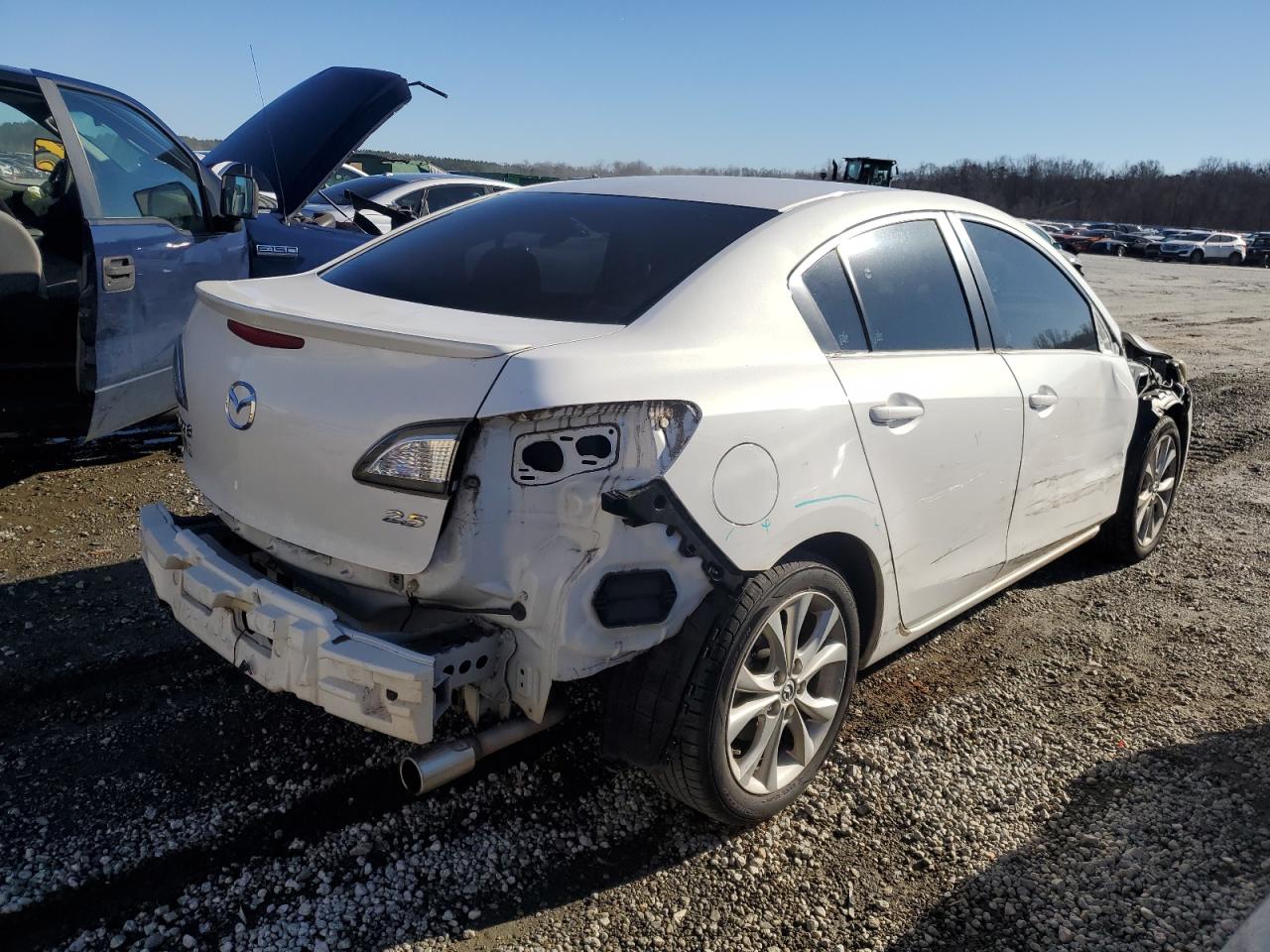 2010 Mazda 3 - Image 3