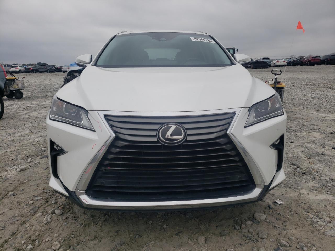 2018 Lexus RX - Image 5