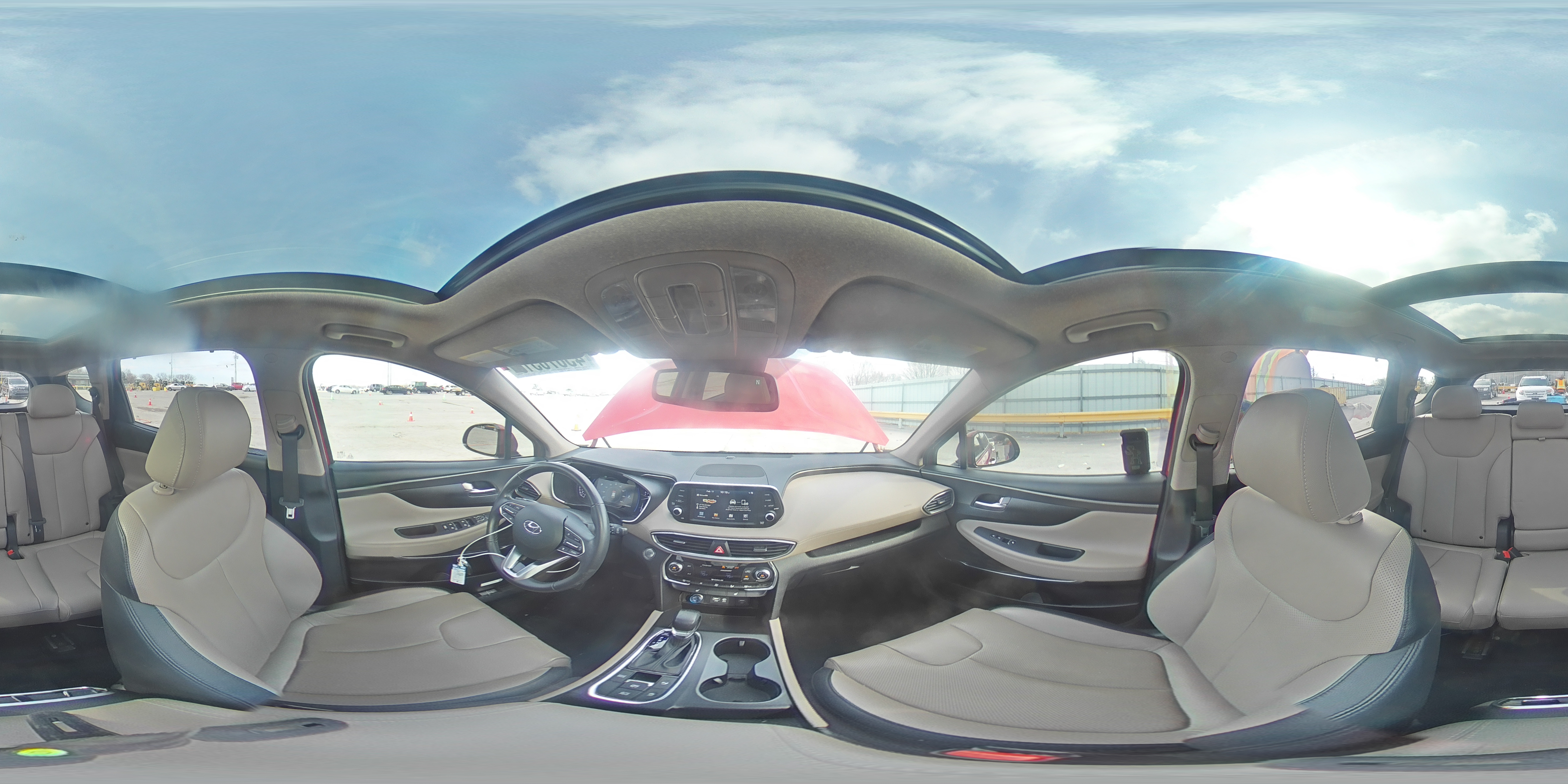 2019 Hyundai Santa Fe - Image 16