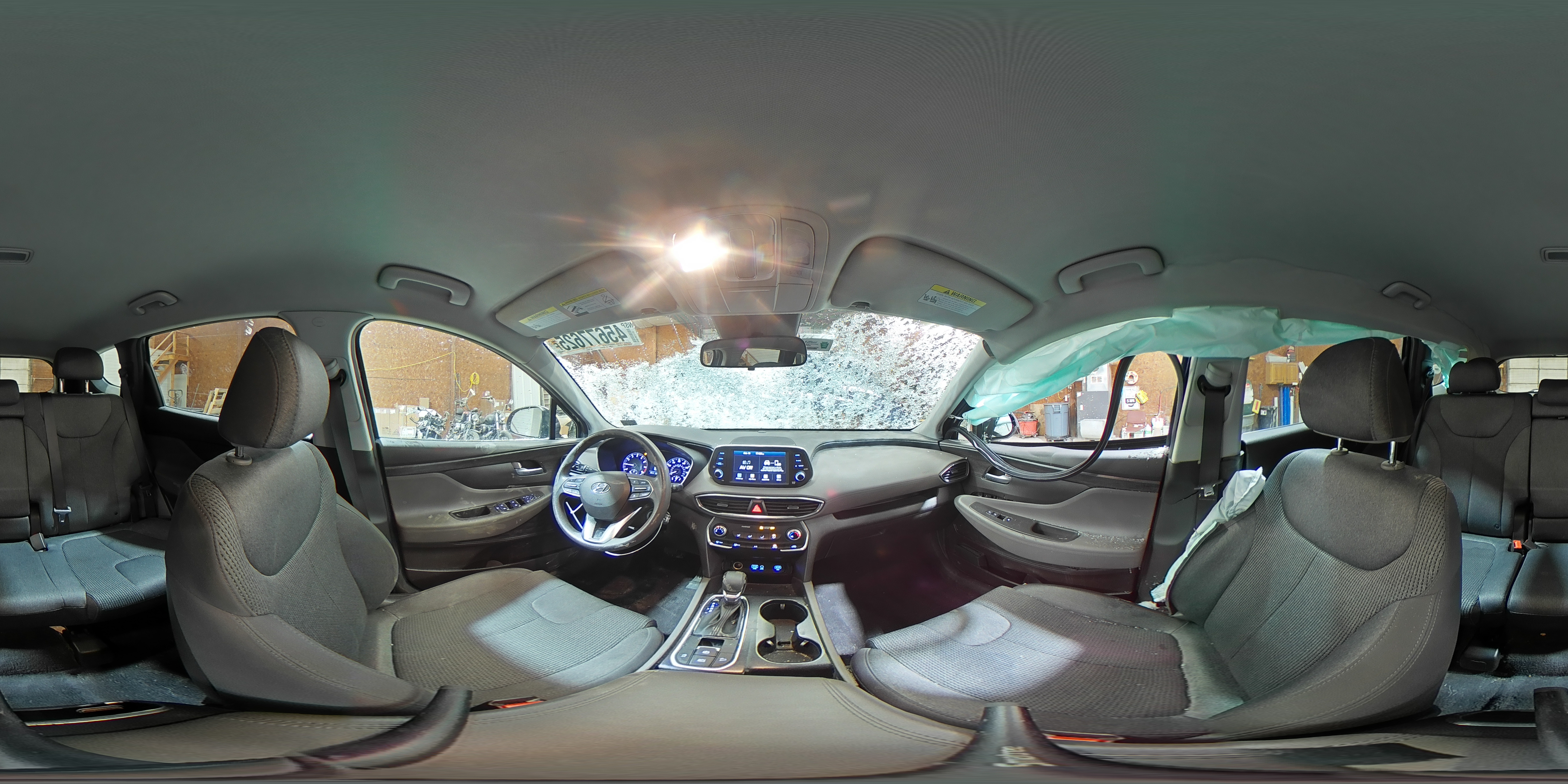 2020 Hyundai Santa Fe - Image 16