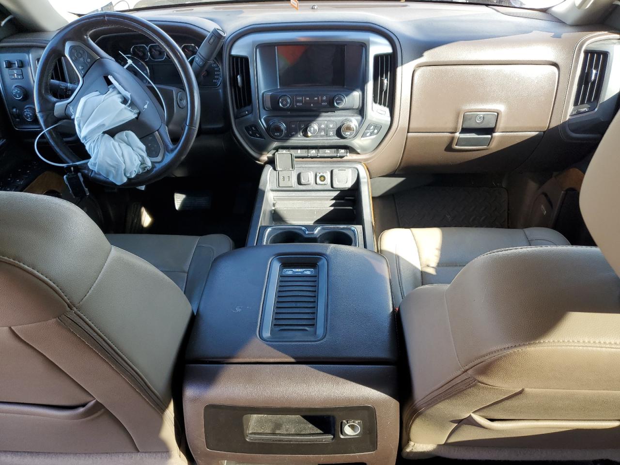 2016 Chevrolet Silverado - Image 8
