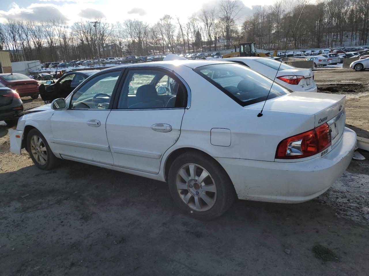 2004 Kia Optima - Image 2