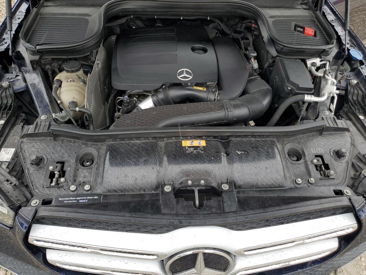 2020 Mercedes-Benz GLE - Image 11