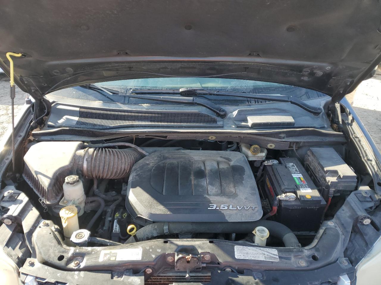 2013 Dodge Caravan - Image 11