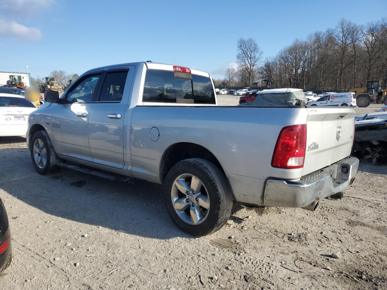 2016 RAM 1500 - Image 2