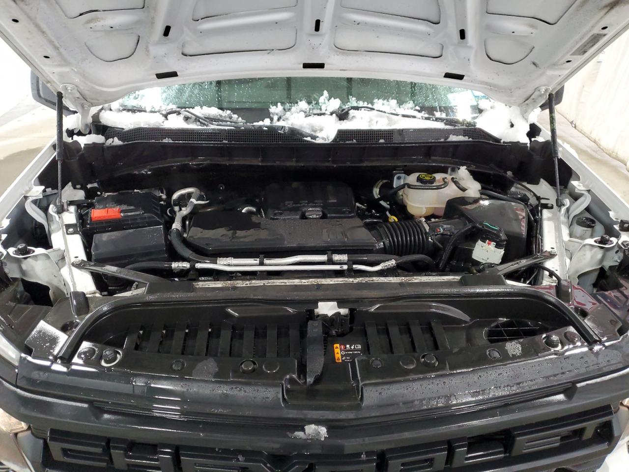 2023 Chevrolet Silverado - Image 11