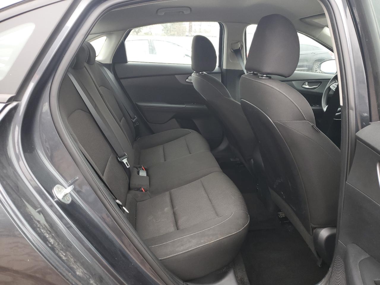 2021 Kia Forte - Image 10