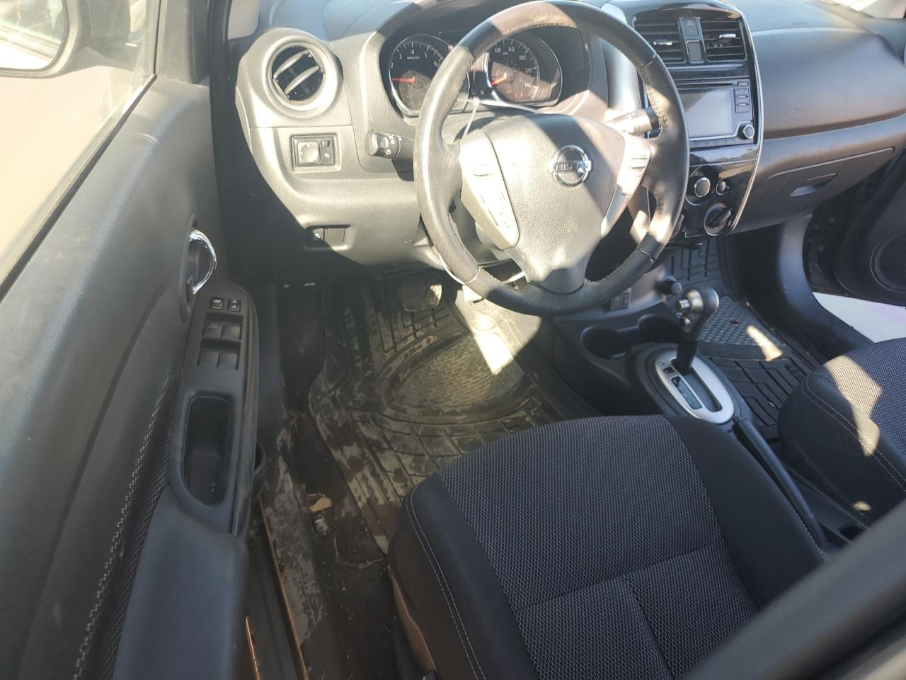 3N1CN7AP5JL861121 NISSAN VERSA 2018