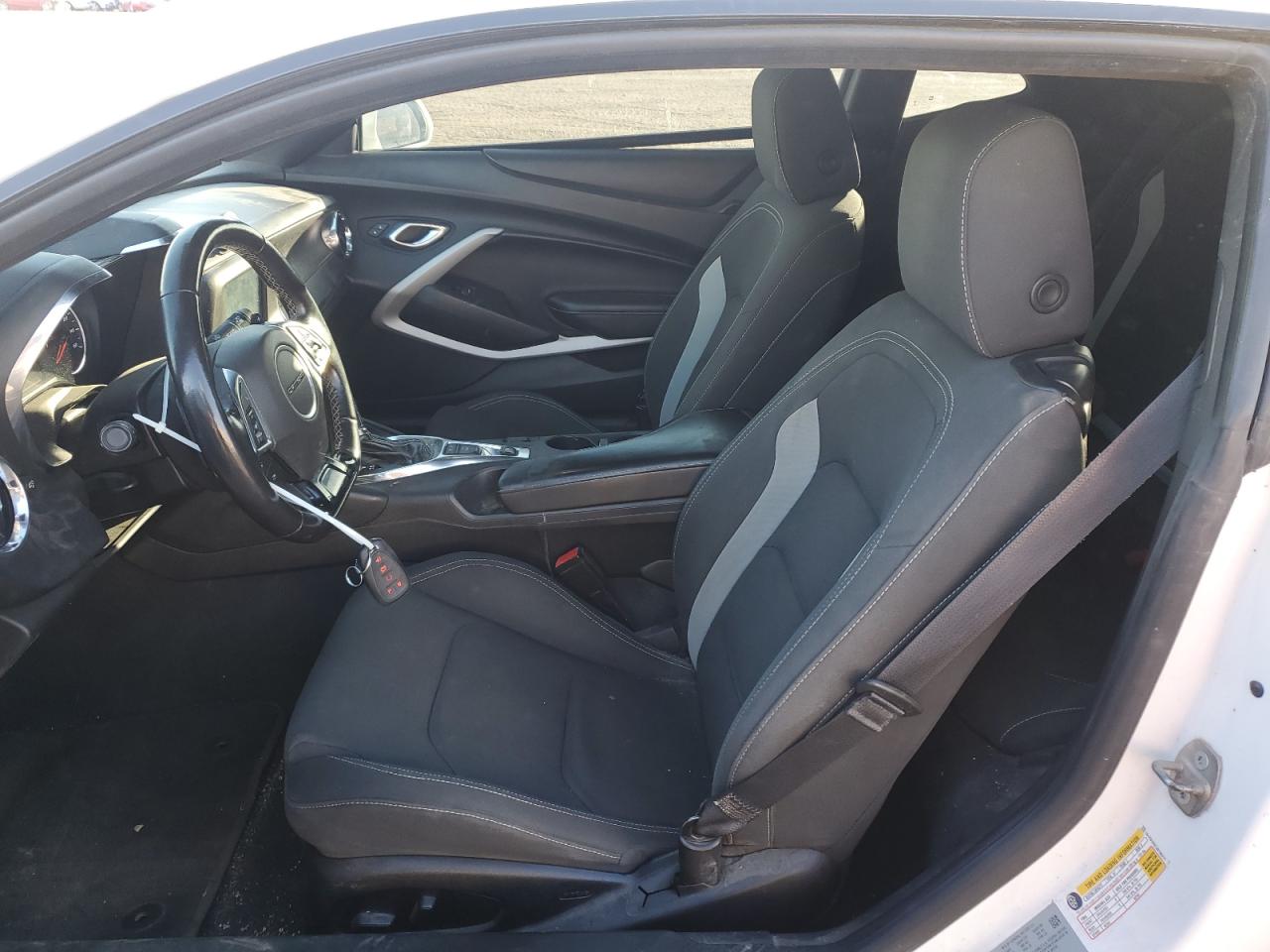 2018 Chevrolet Camaro - Image 7
