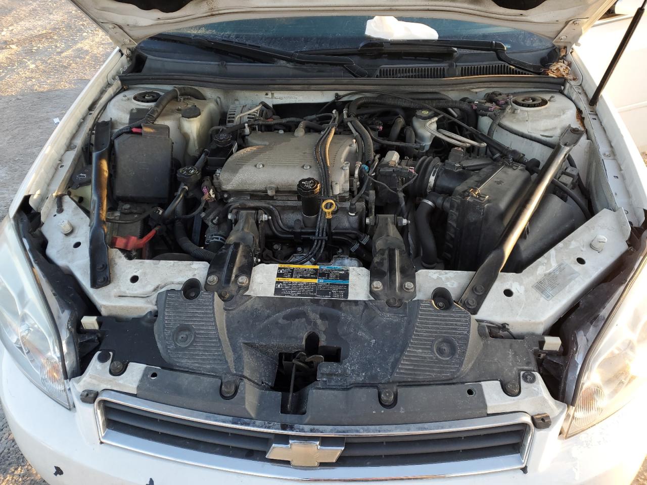 2010 Chevrolet Impala - Image 11