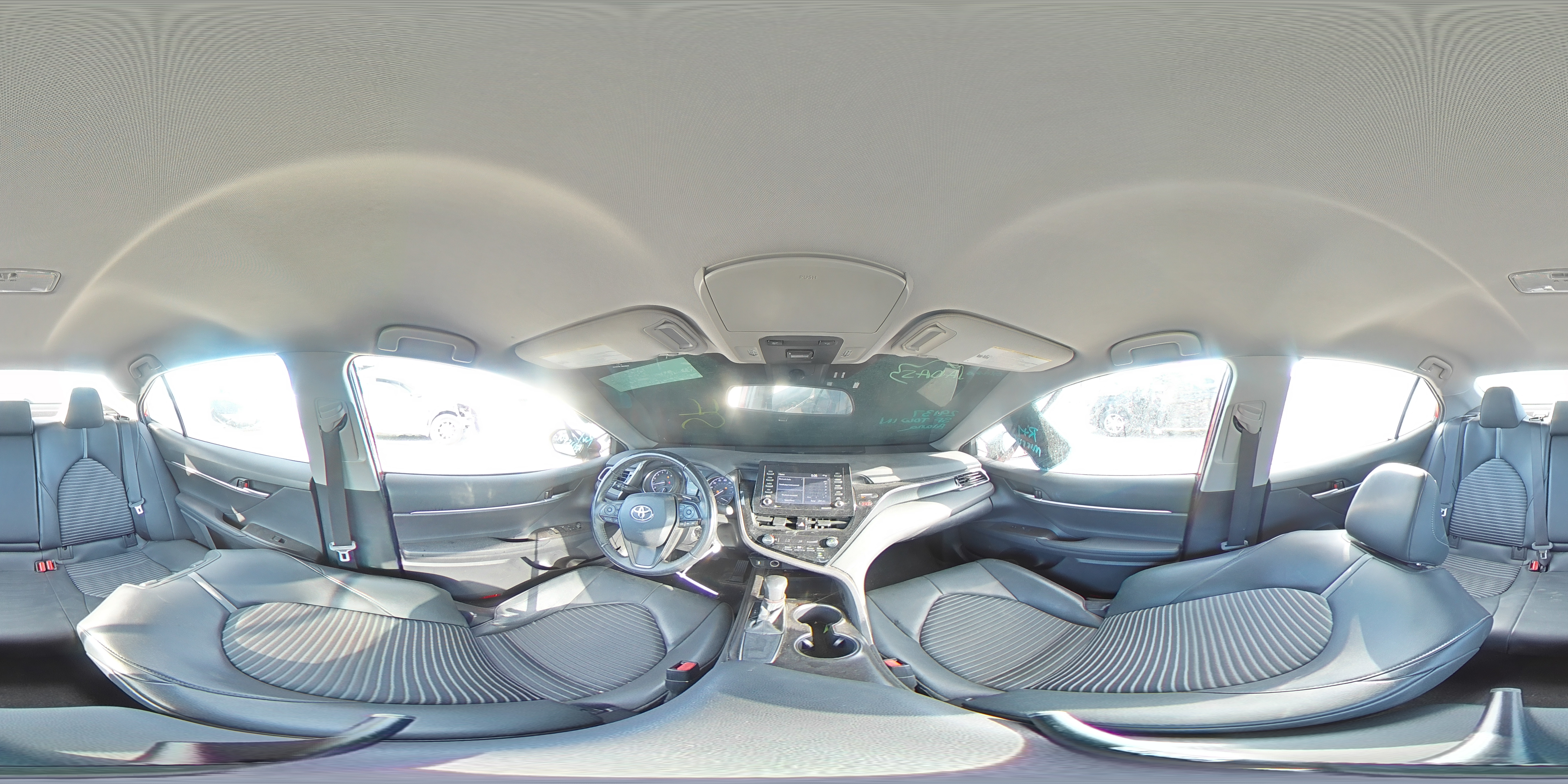 2021 Toyota Camry - Image 14