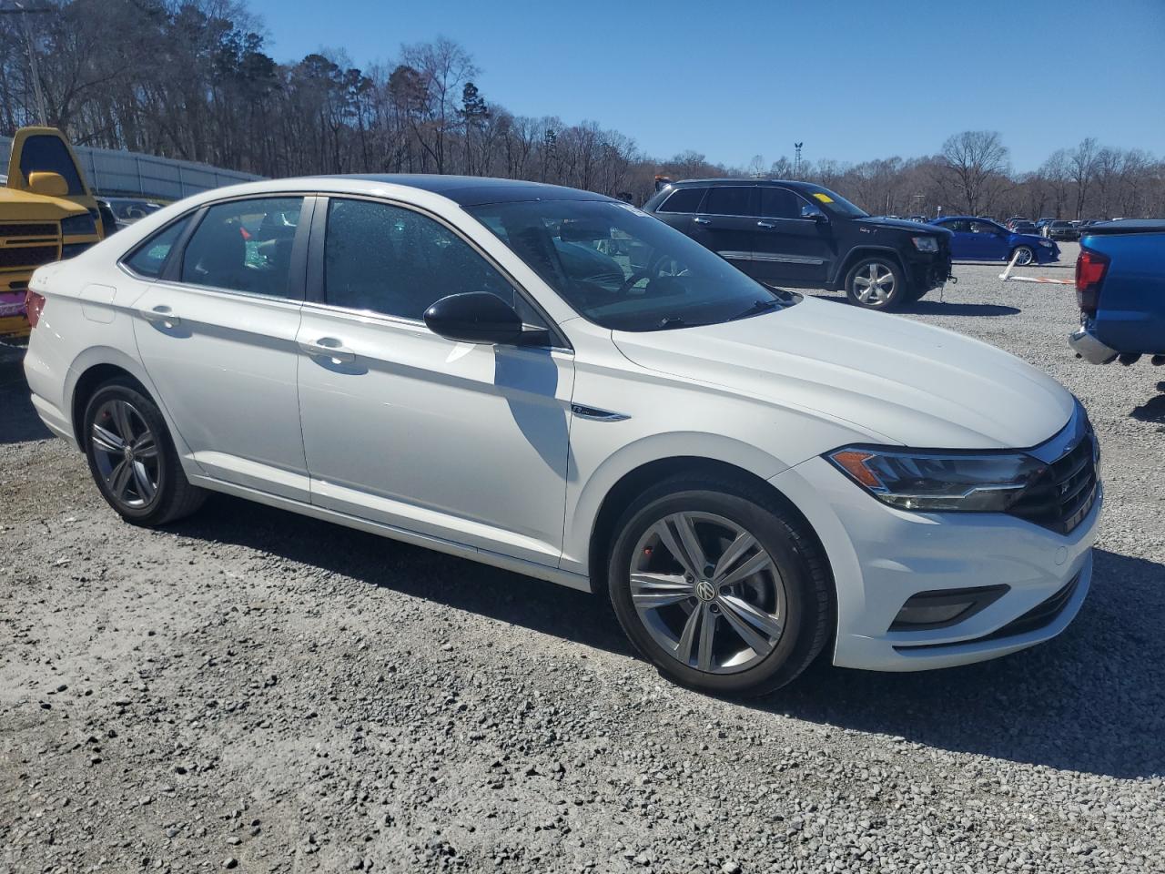 2019 Volkswagen Jetta - Image 4