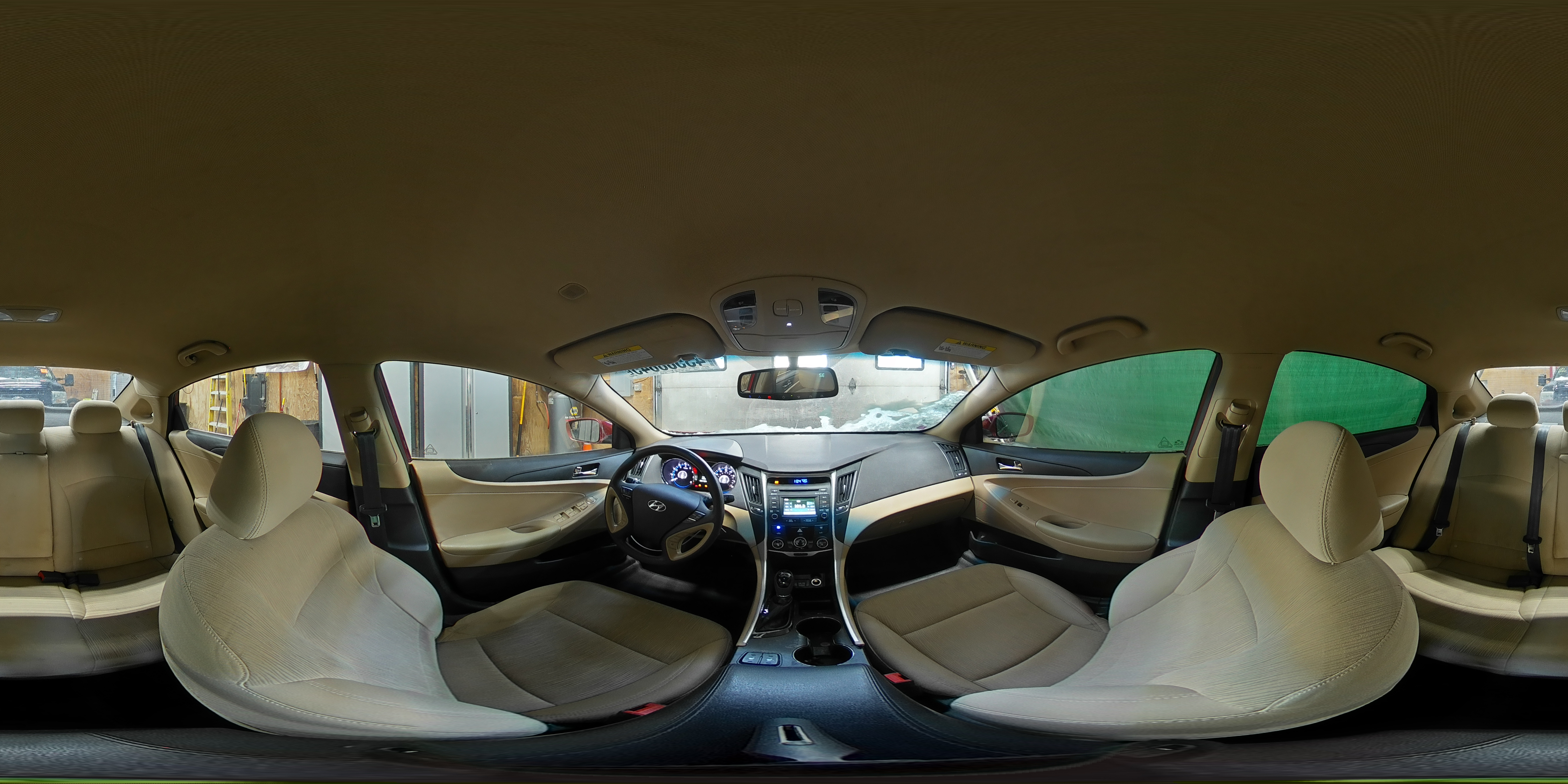 2014 Hyundai Sonata - Image 13