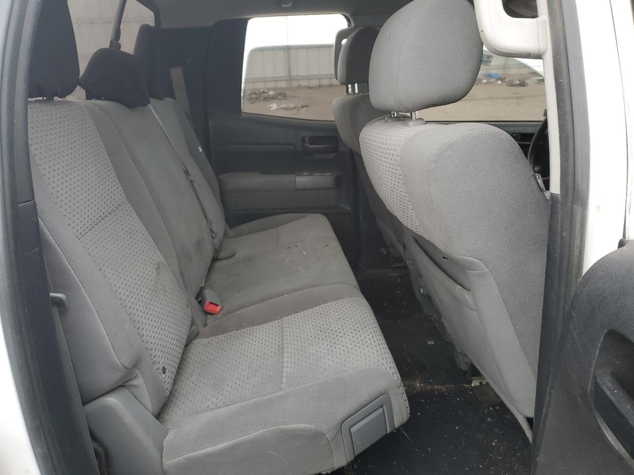 2012 Toyota Tundra - Image 10