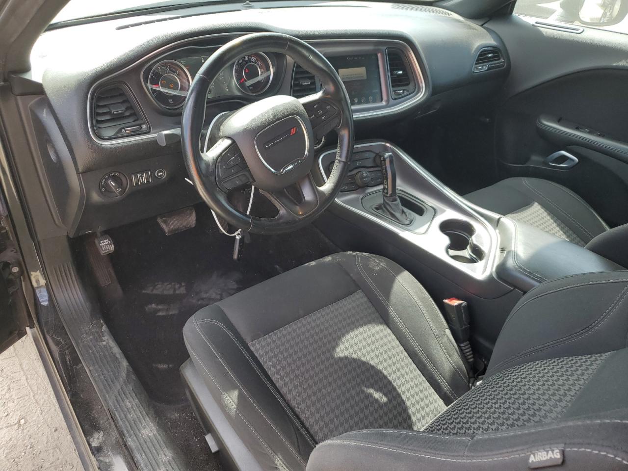 2016 Dodge Challenger - Image 8