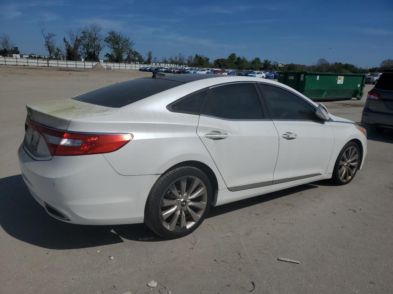 2012 Hyundai Azera - Image 3