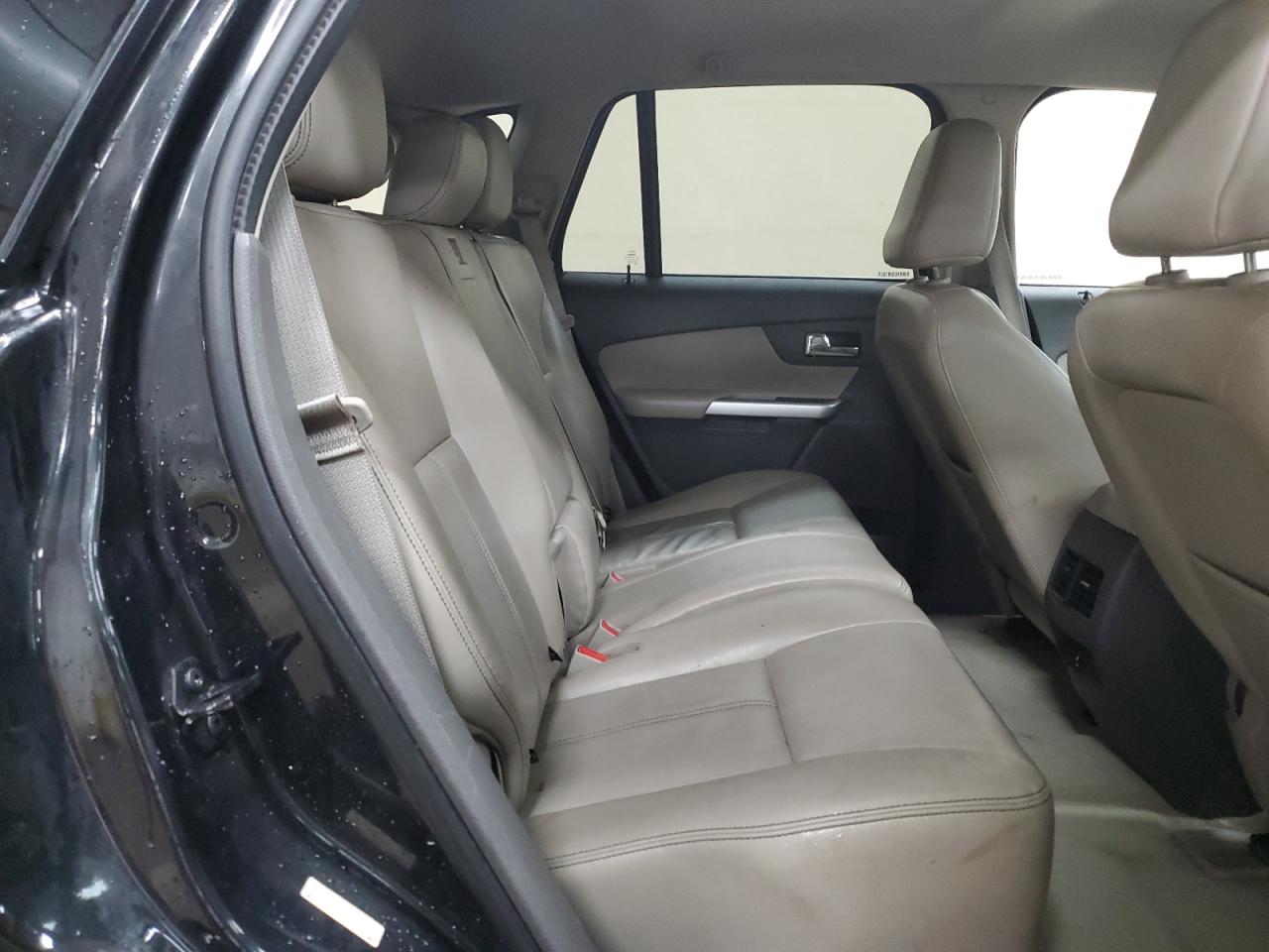 2011 Ford Edge - Image 11