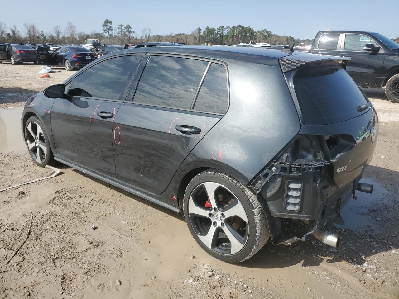 2016 Volkswagen GTI - Image 2