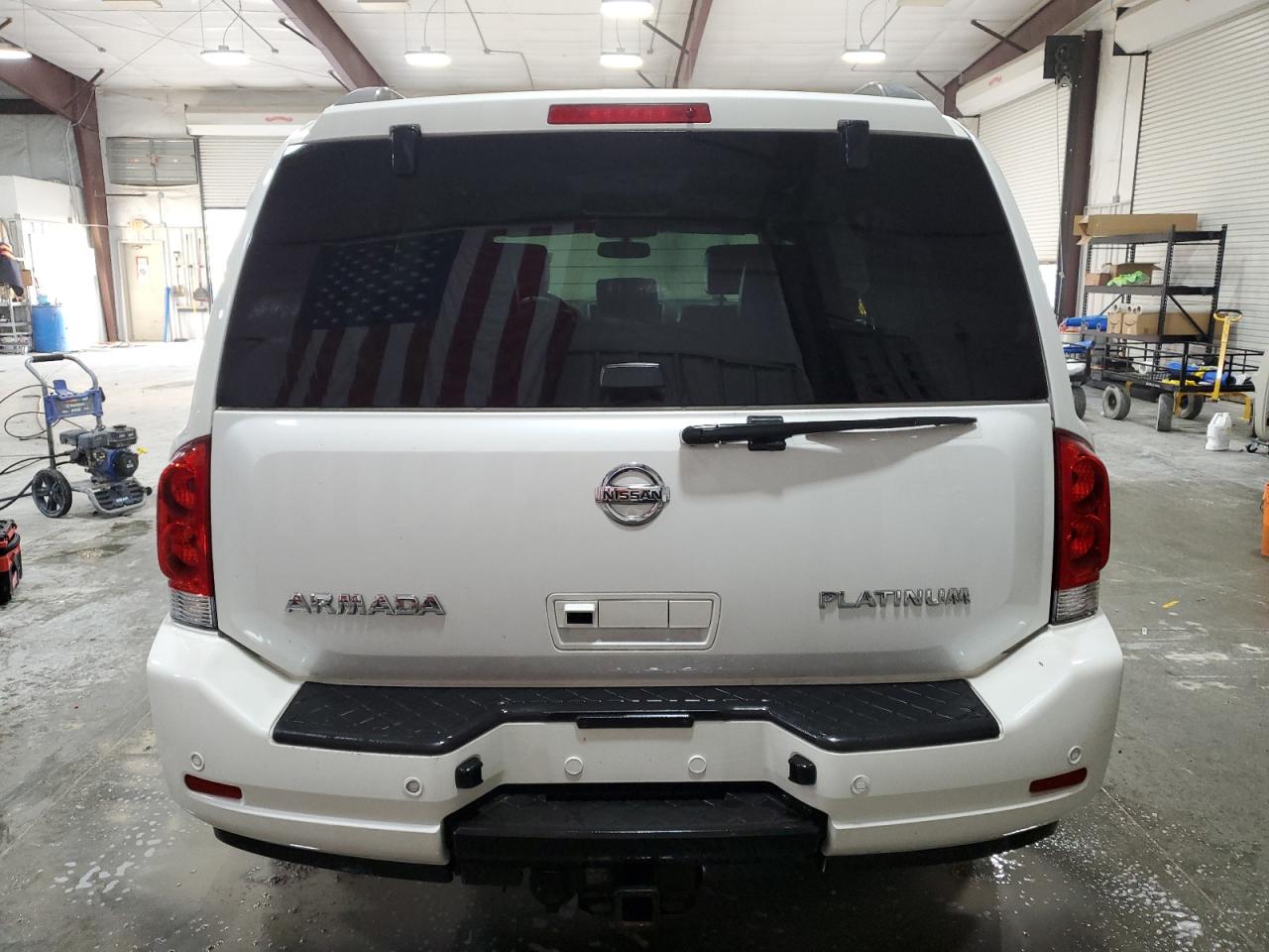 2015 Nissan Armada - Image 6