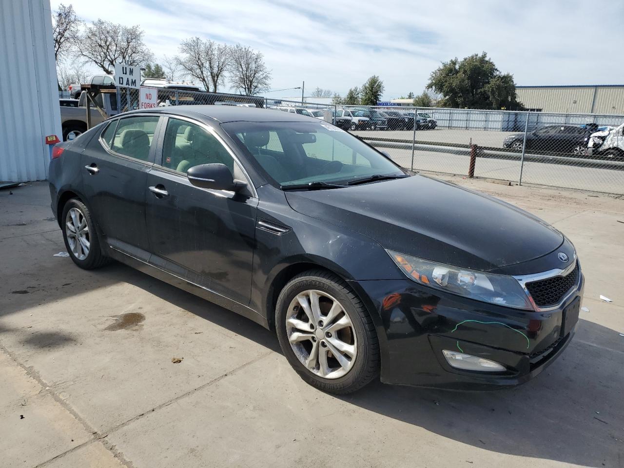2013 Kia Optima - Image 4
