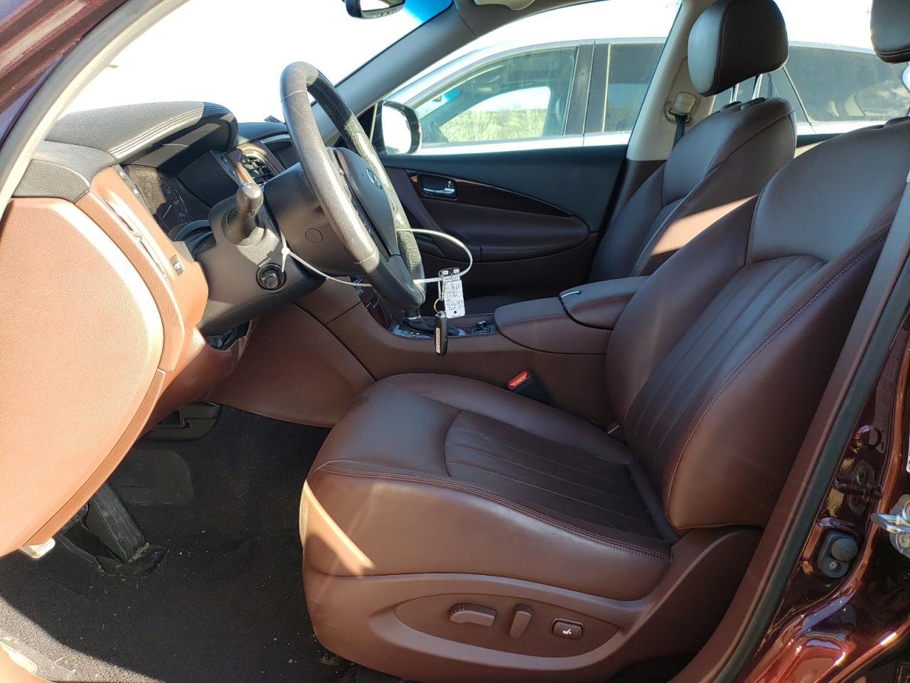 2016 Infiniti QX50 - Image 7