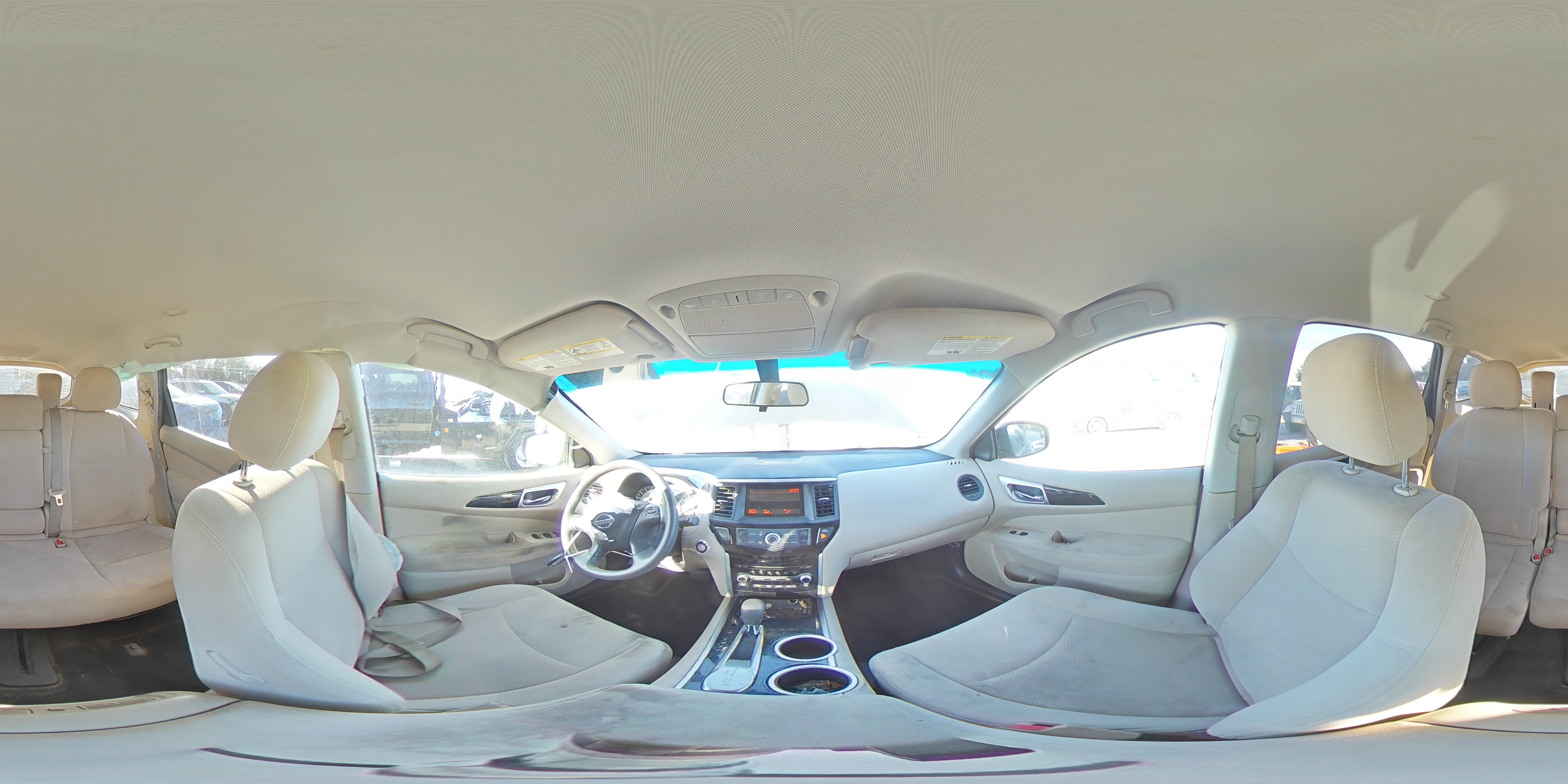 2016 Nissan Pathfinder - Image 15