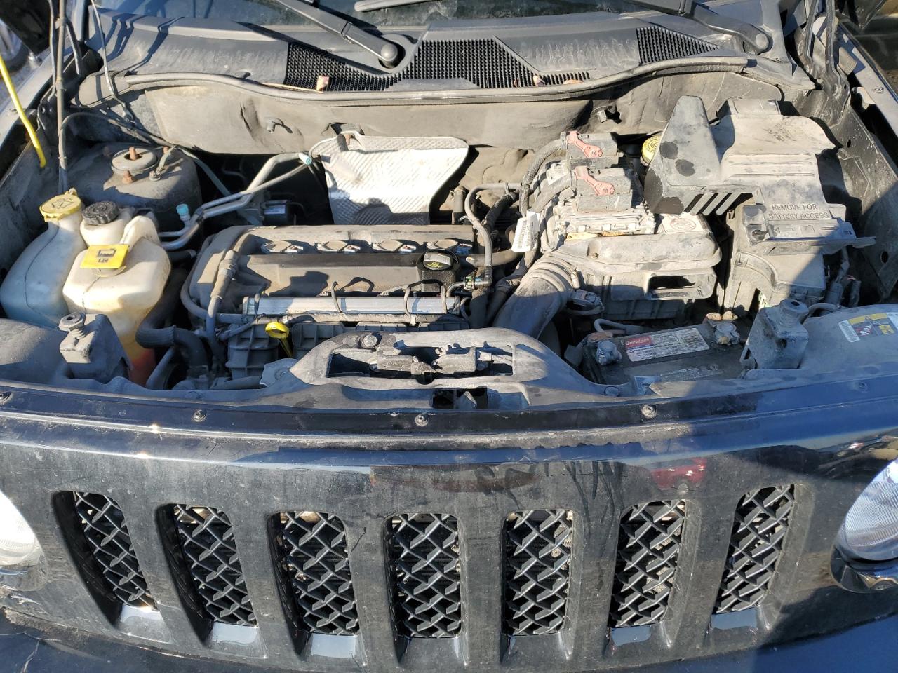 2015 Jeep Liberty (Patriot) - Image 12