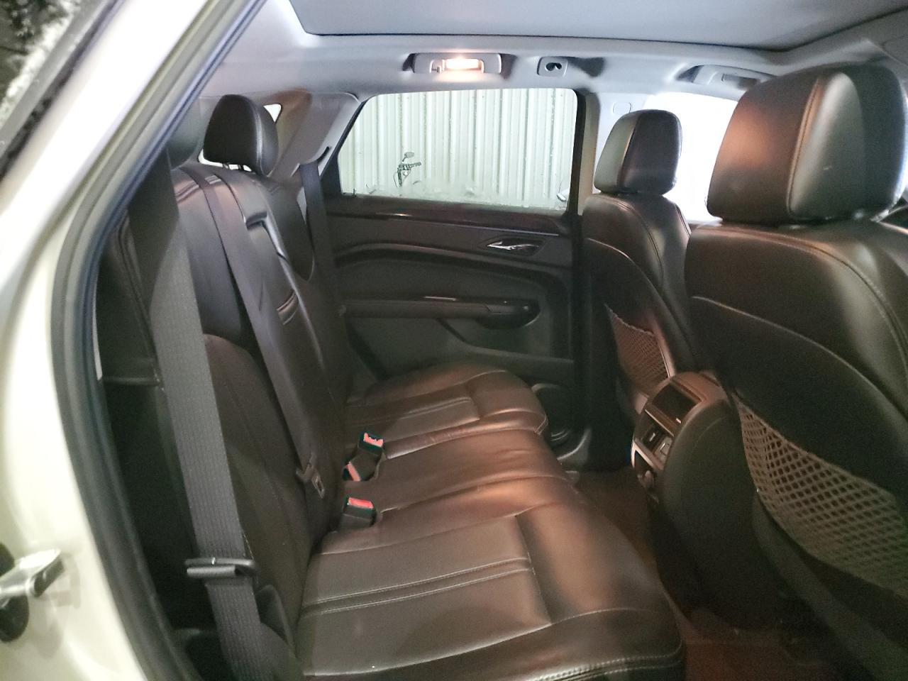 2016 Cadillac SRX - Image 11