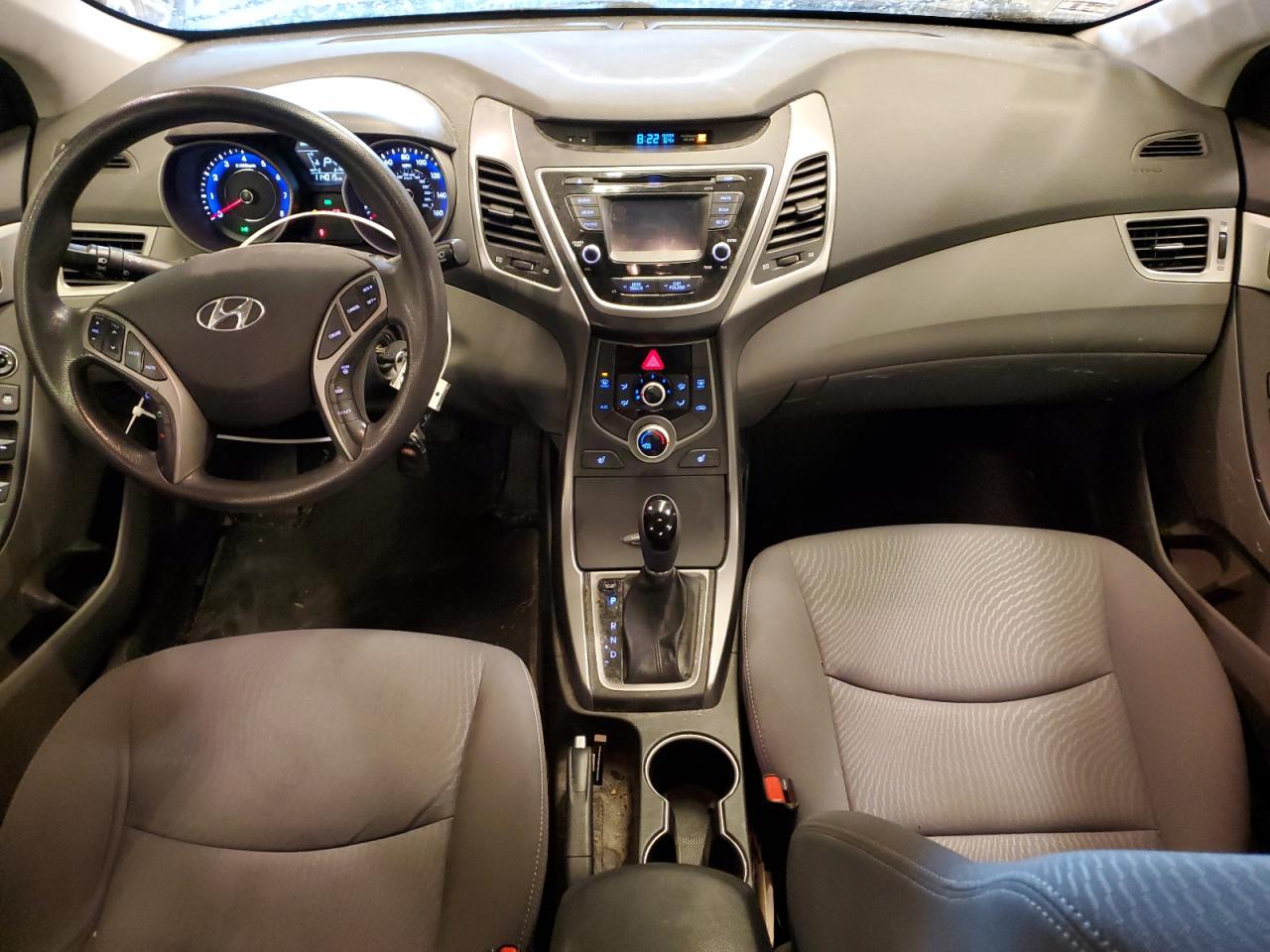 2014 Hyundai Elantra - Image 8