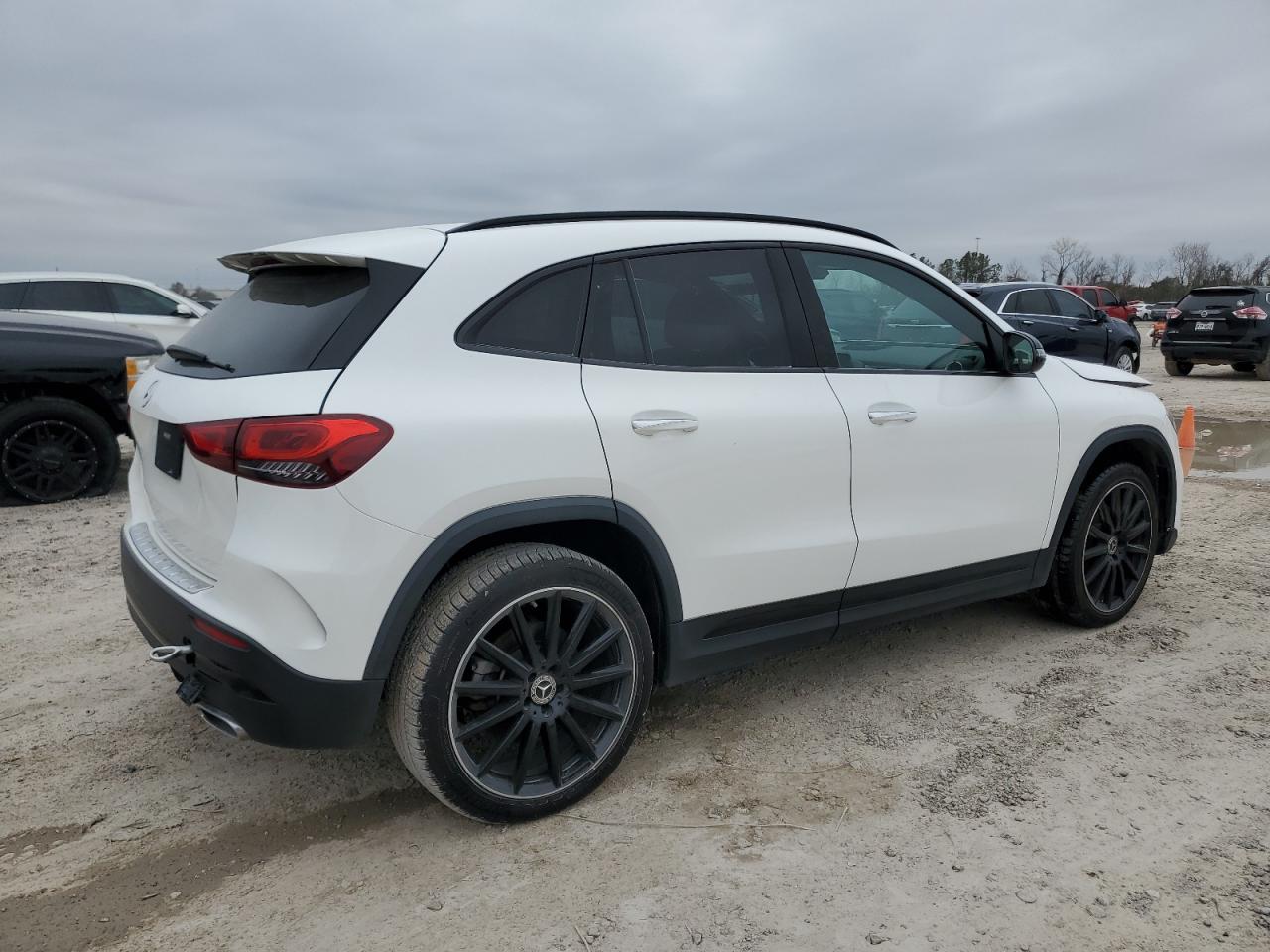 2023 Mercedes-Benz GLA-klasse - Image 3