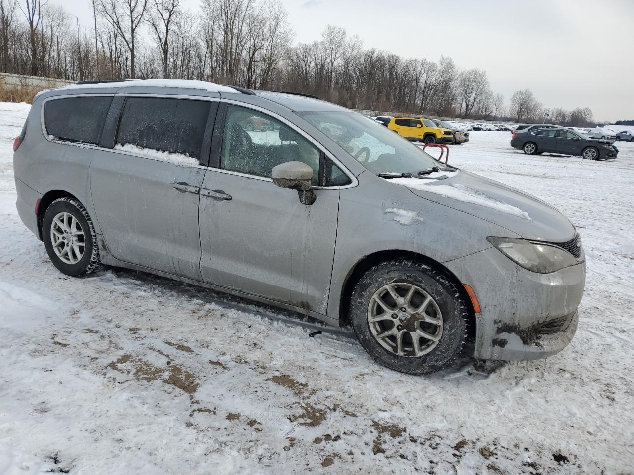 2021 Chrysler Voyager - Image 4