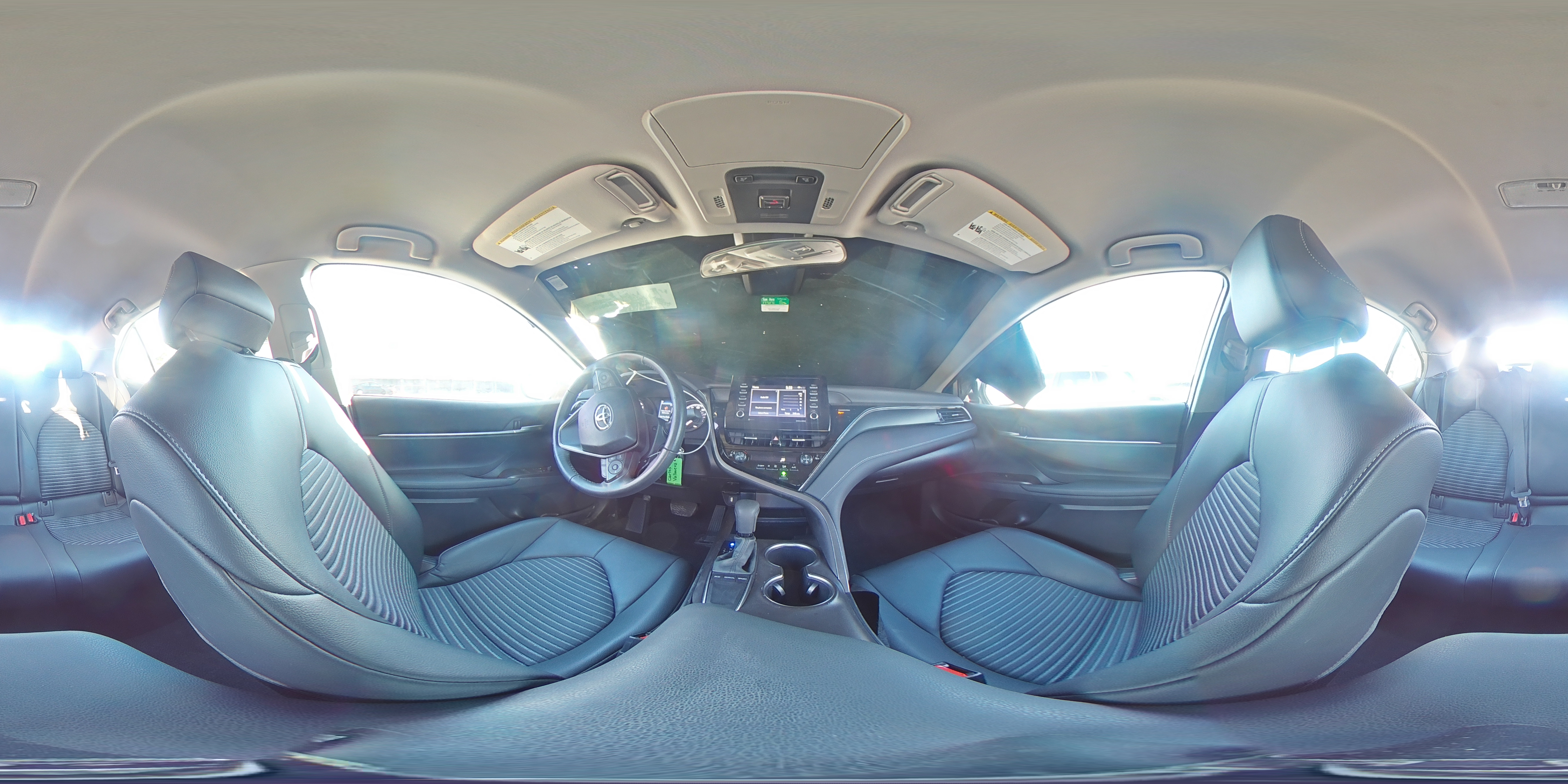2023 Toyota Camry - Image 14