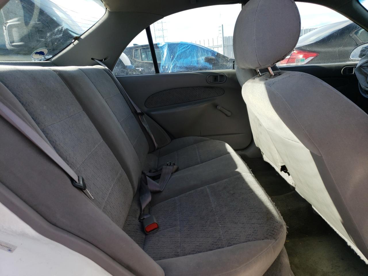 1997 Ford Escort - Image 10