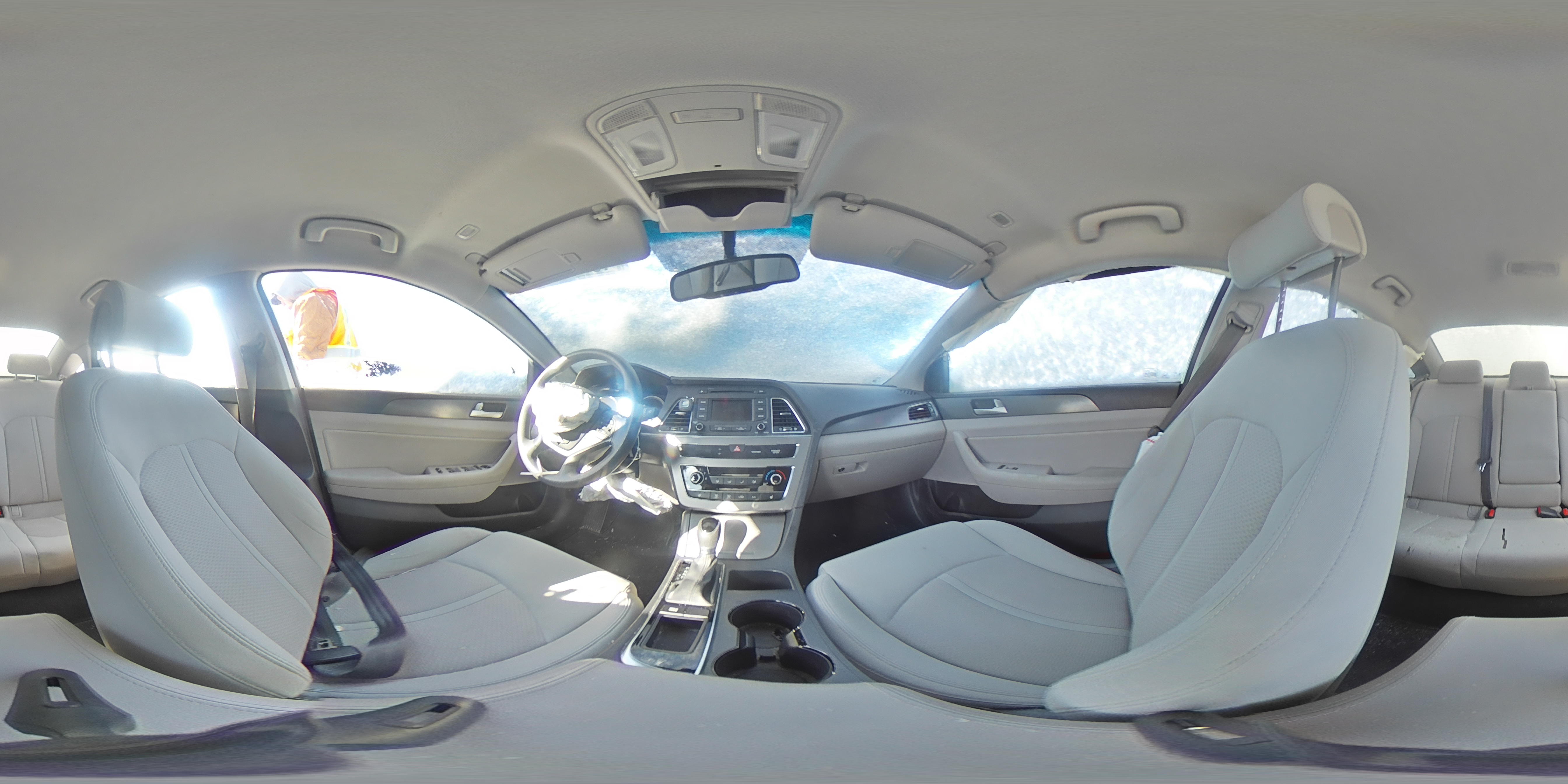 2015 Hyundai Sonata - Image 12