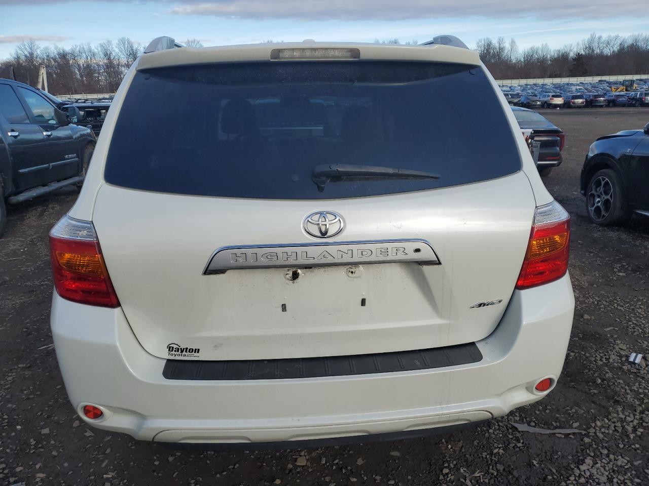 2010 Toyota Highlander - Image 6