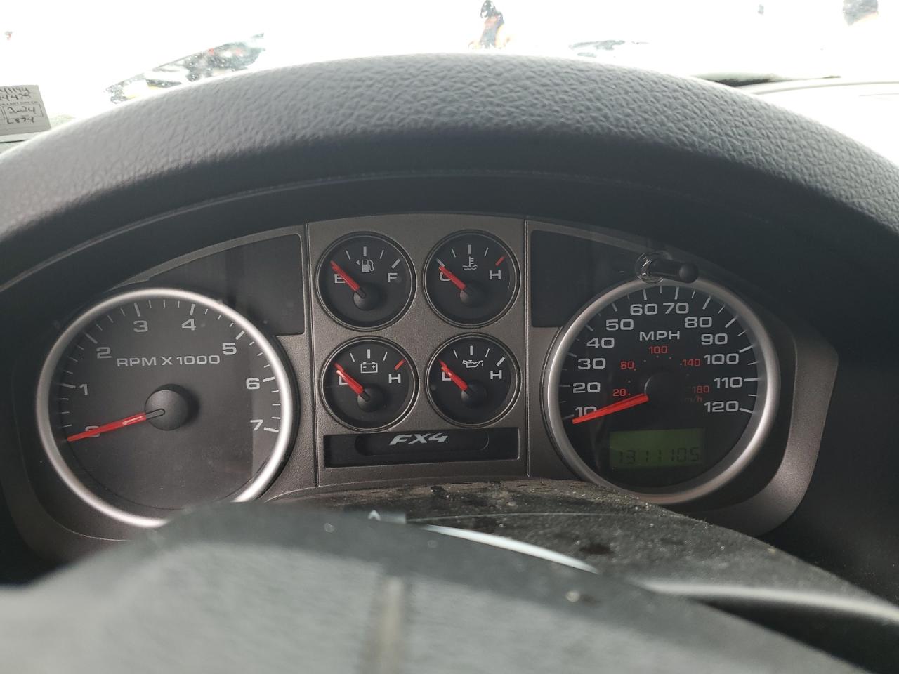 2004 Ford F-150 - Image 9