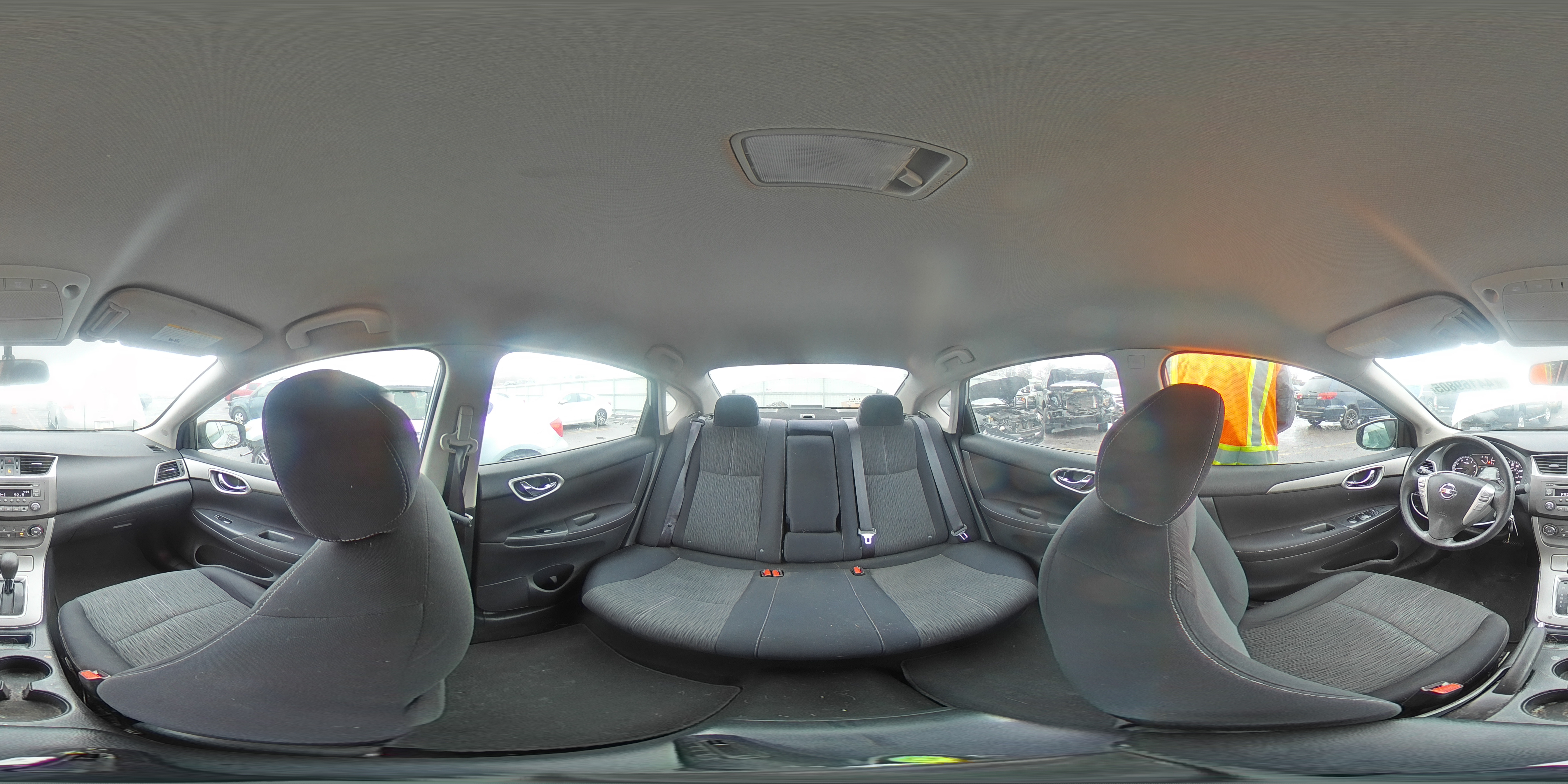 2014 Nissan Sentra - Image 13