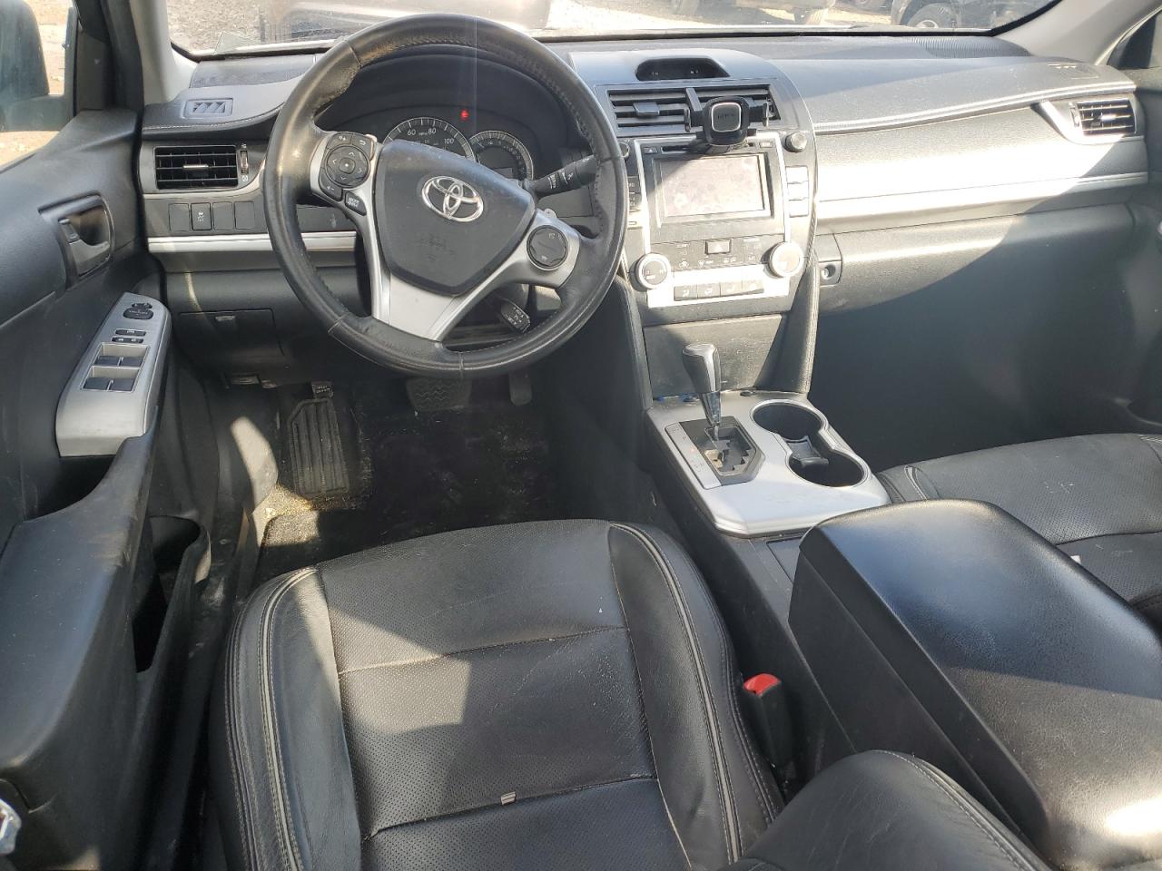 2013 Toyota Camry - Image 8