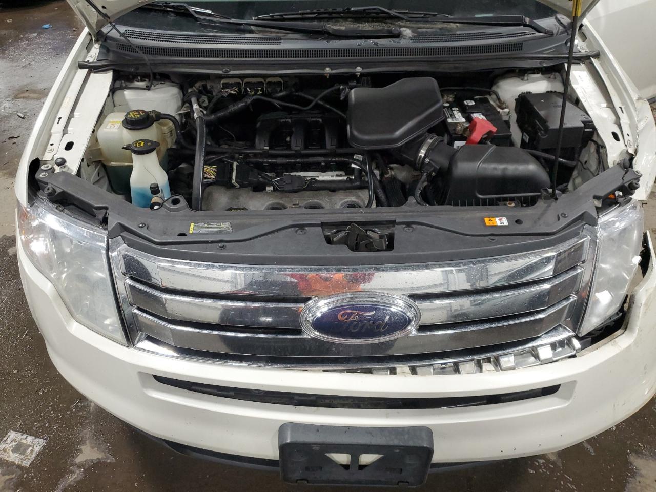 2010 Ford Edge - Image 12