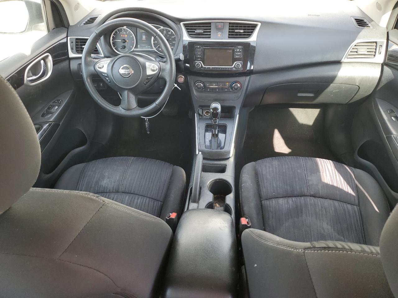 3N1AB7AP6HY357688 NISSAN SENTRA 2017