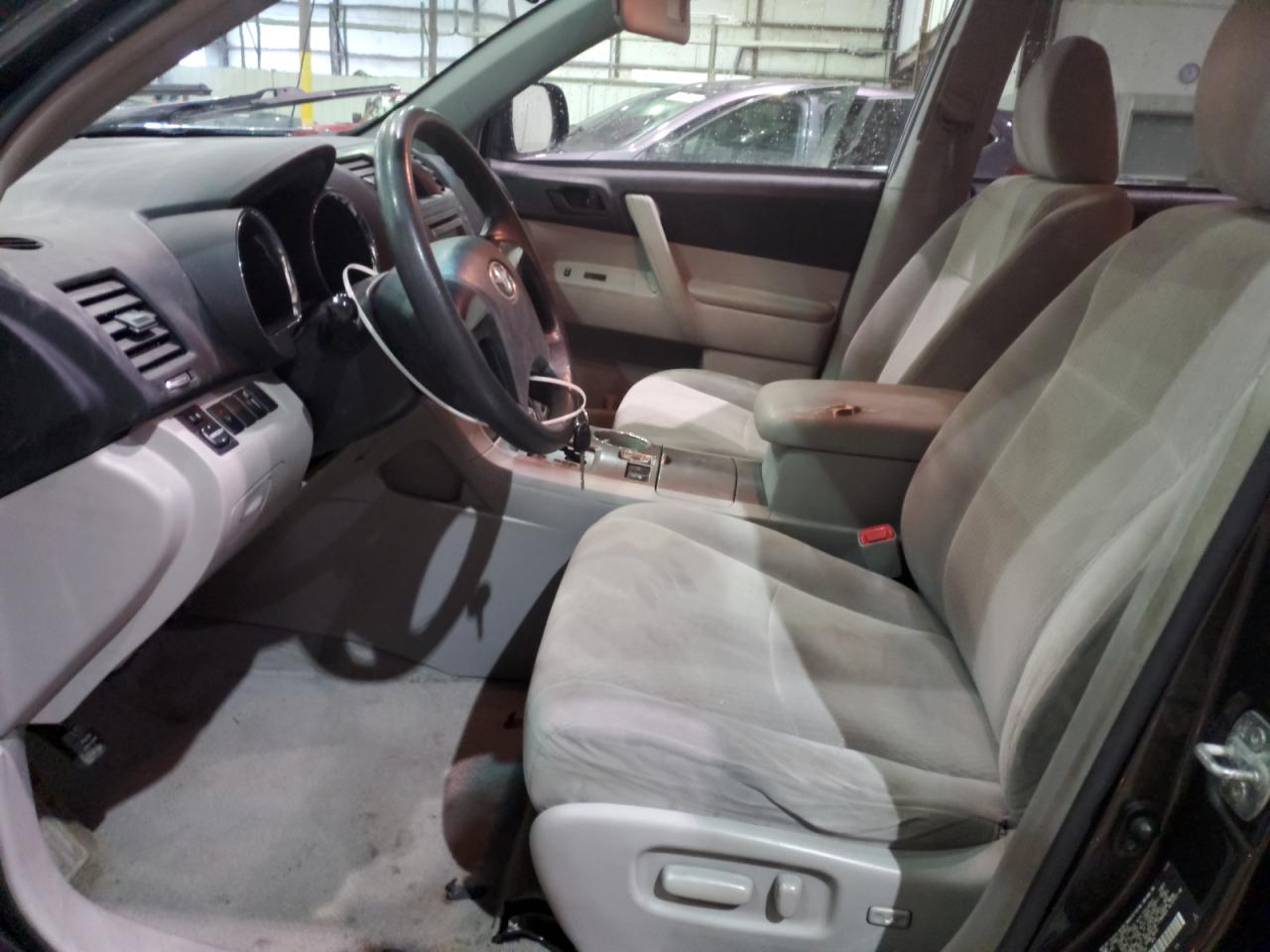 2010 Toyota Highlander - Image 7