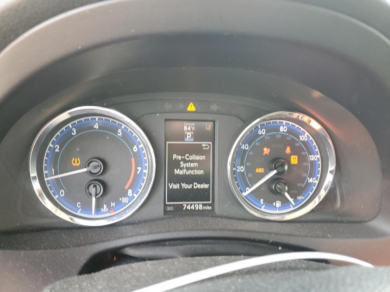 2018 Toyota Corolla - Image 9